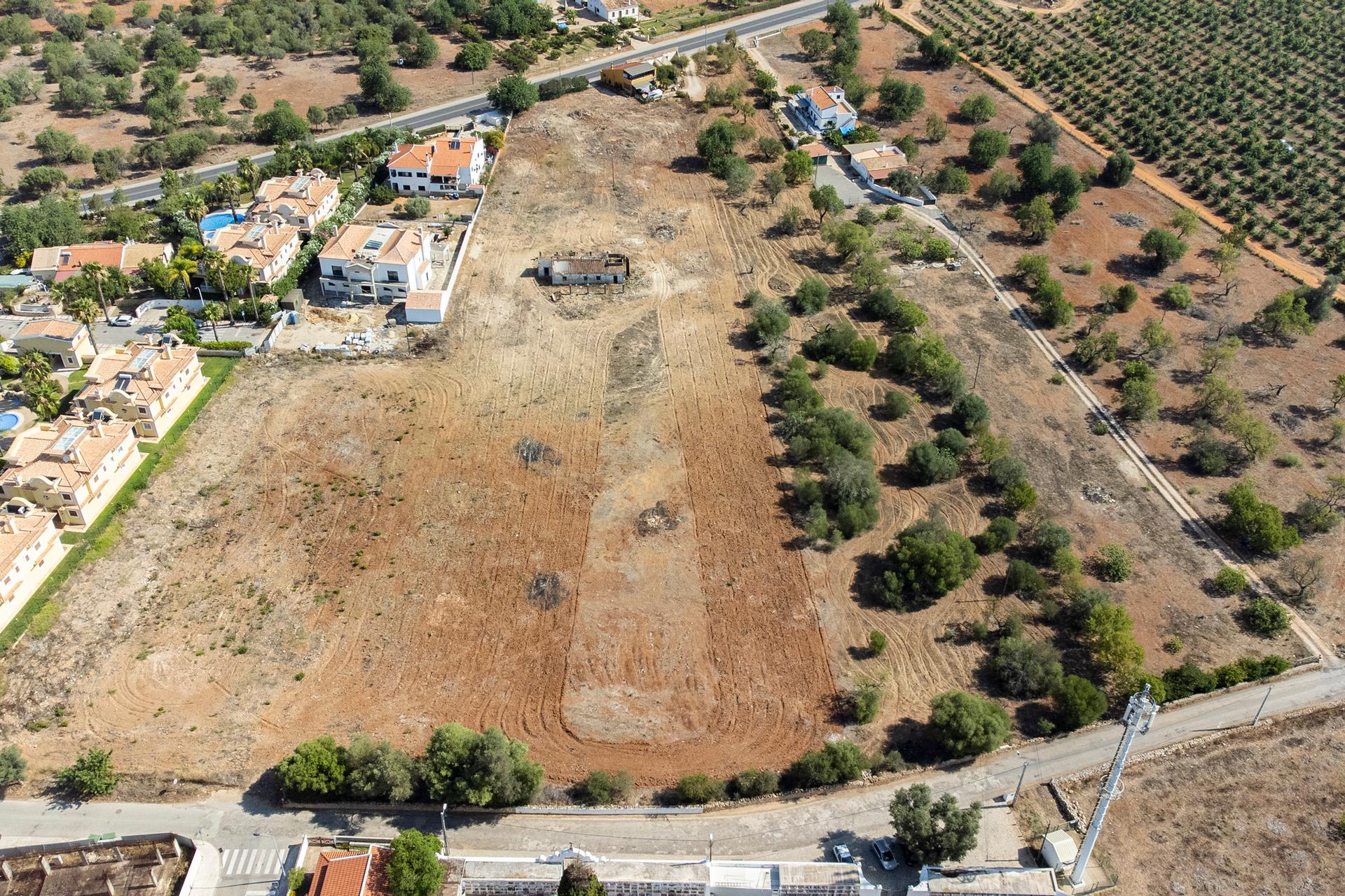 Land in Tavira (70489) — photograph 5