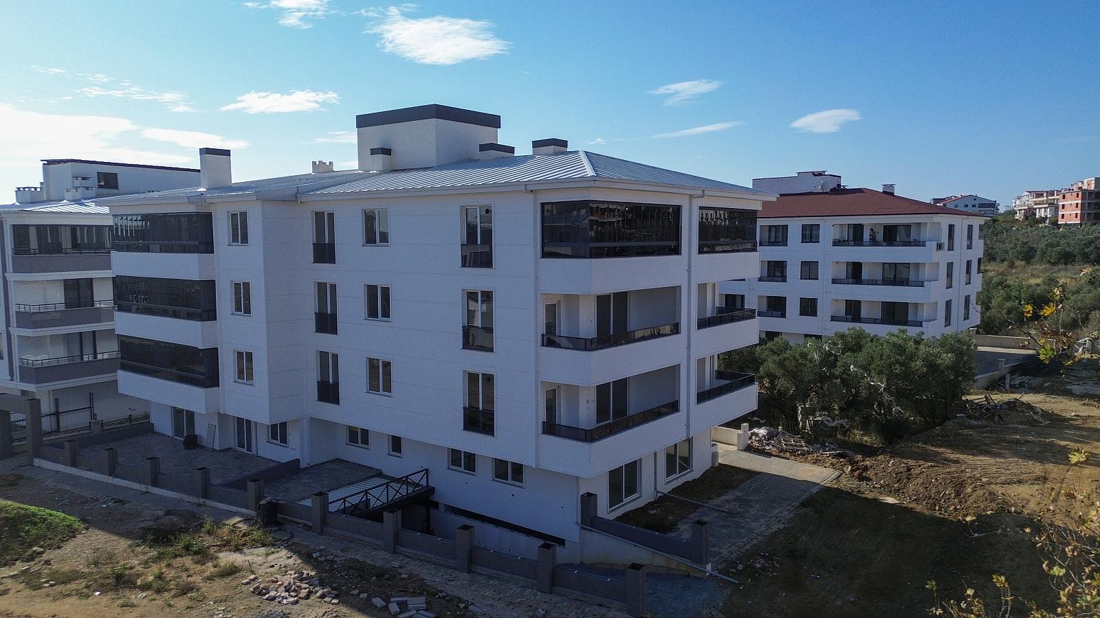Apartments in Karşıyaka, Armutlu (YVX-00195) — photograph 4