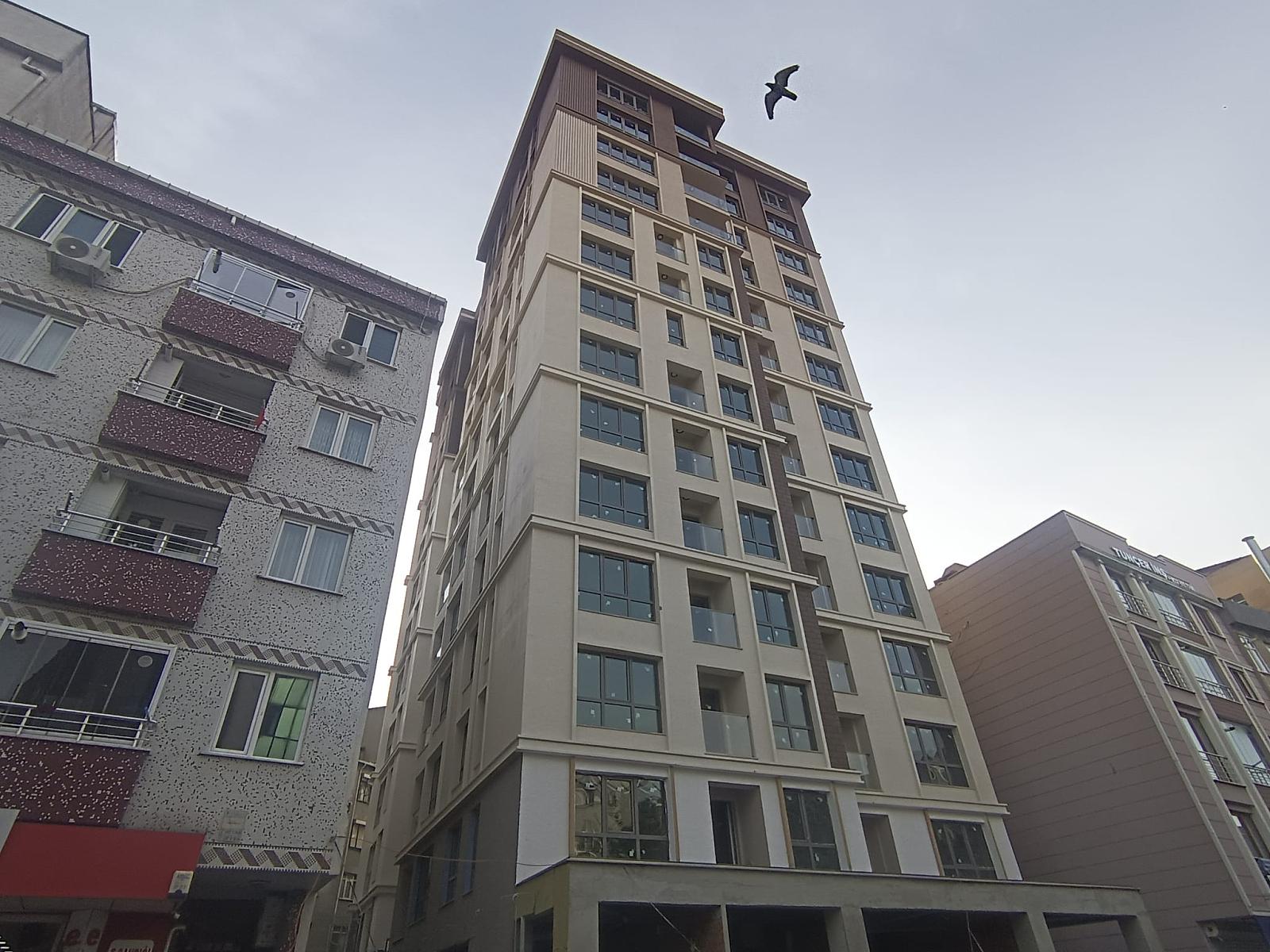 Apartments in Yenidoğan, Zeytinburnu (IST-01719) — photograph 2