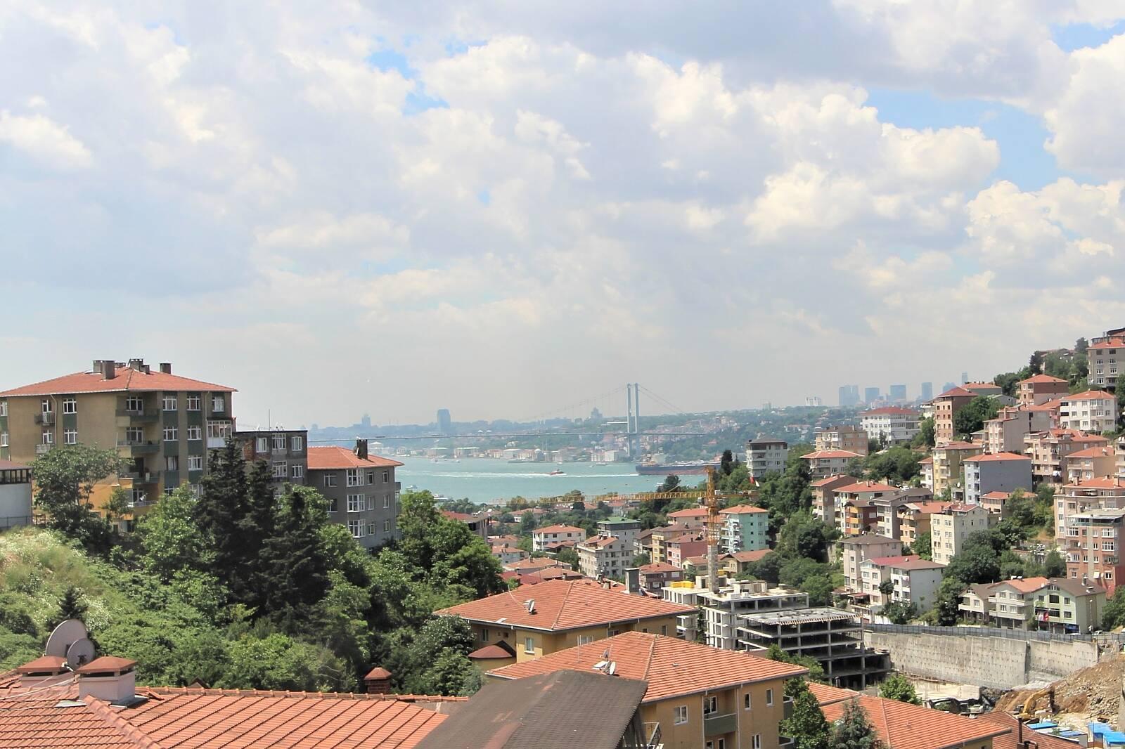 Apartments in Güzeltepe, Üsküdar (IST-00638) — photograph 3