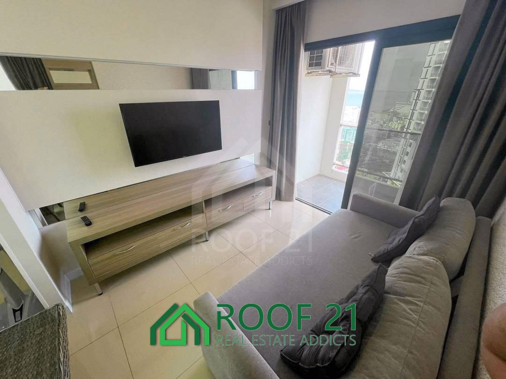 Dusit Grand Condo View — photograph 3