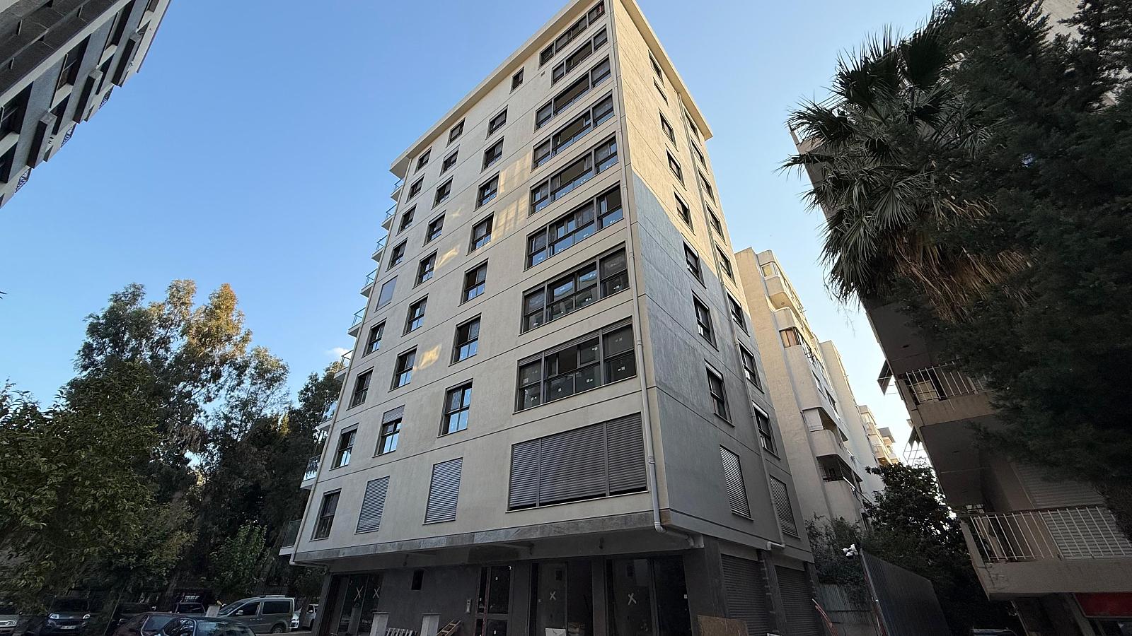 Apartments in Mimar Sinan, Konak (ADB-00185) — photograph 4