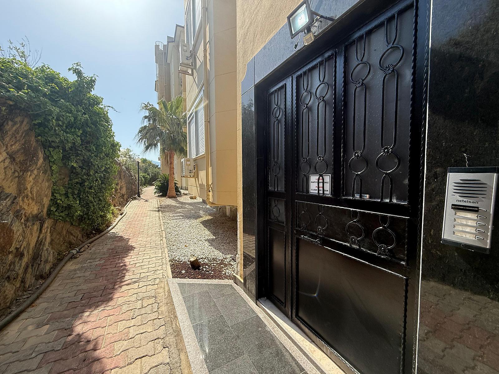 Apartments in Demirtaş, Derviş Sokak no 7 (AYT-04542) — photograph 5
